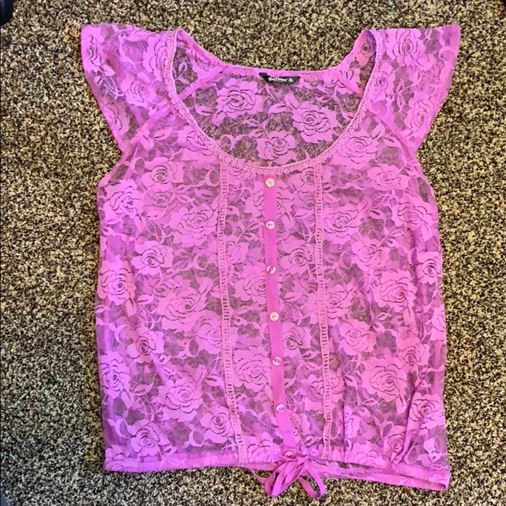 Wallflower XL purple lace short sleeve shirt